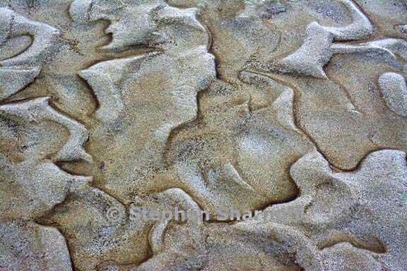 sand and rusty water 25 graphic